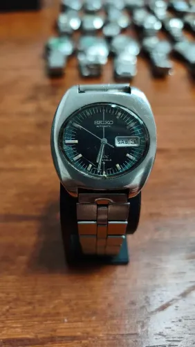 Seiko DX Automático Vintage, UFO