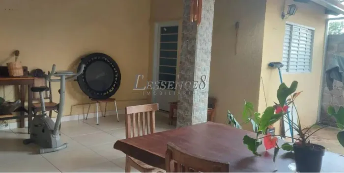 Casa 155m² com 3 Quartos | Setor Vale do Sol | Em condomínio fechado!