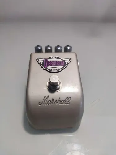 Pedal Marshall vibratrem VT-1
