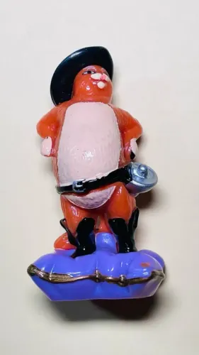 Shrek 4 - Gato de Botas Gordo - miniatura 4 cm (boneco da coleção Kinder Ovo)