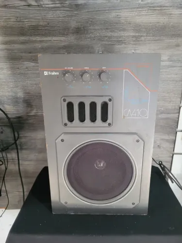 Caixa Amplificada Frahm CA410 *Leia Descrição 