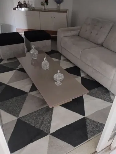 Tapete Luxuoso 2x2,5m - Design Moderno e Sofisticado