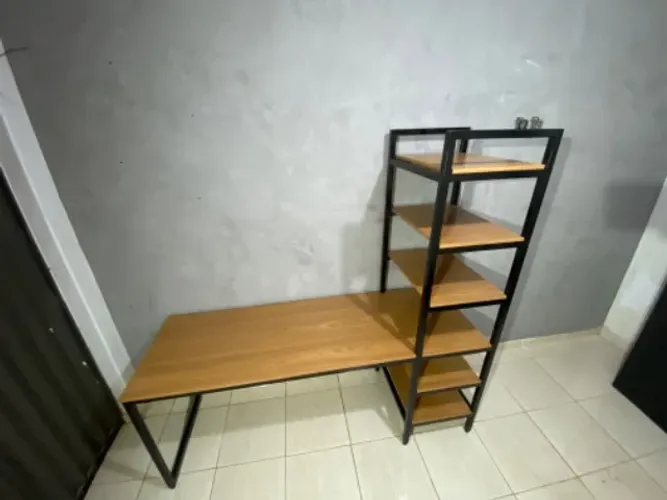 Escrivaninha estilo Home office / mesa industrial / mesa de escritório