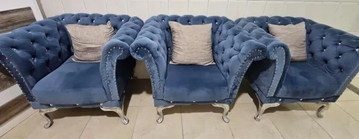 Conj. 3 Poltronas de Luxo Azul Turquesa ideal para recepção salões de beleza esmalteria.