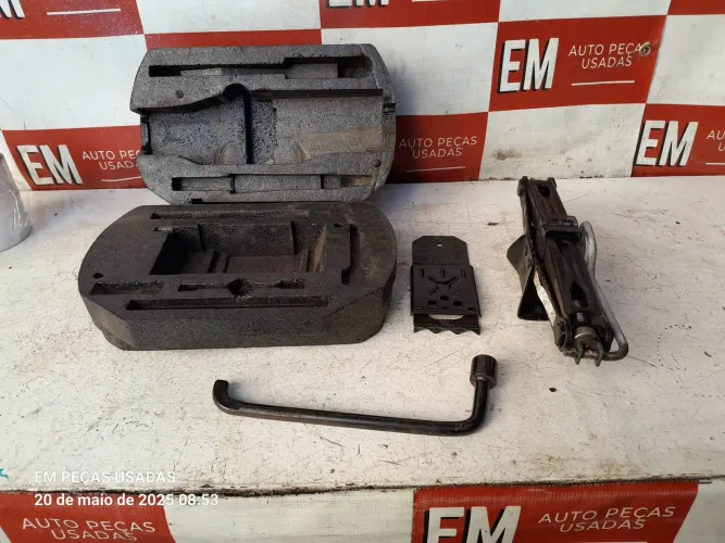 Kit macaco e ferramentas para carro Citroen C4 pallas Hatch vtr Peugeot 307