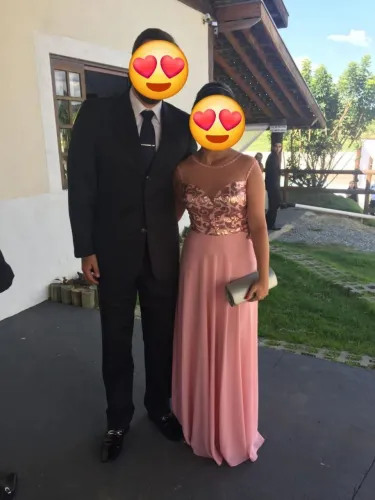 Vestido de Festa Longo Rosa claro com Detalhes em Paetê