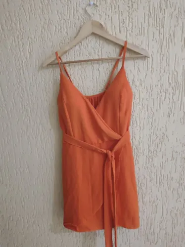 Vestido Laranja com amarração 