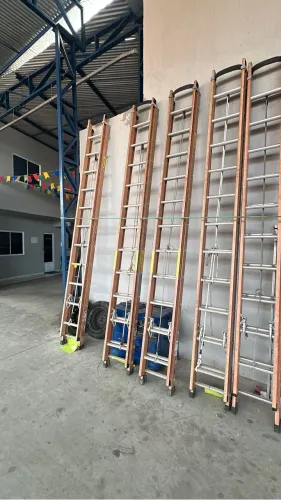 Escada de fibra de 6M
