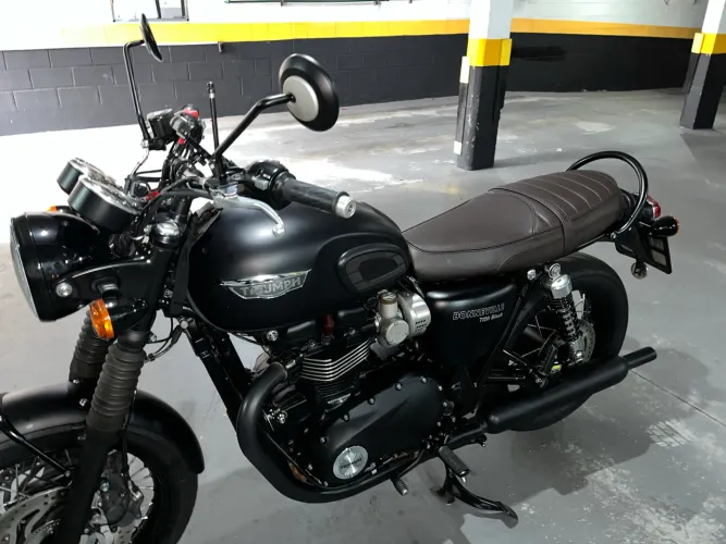 Bonneville T120 Black - Triumph