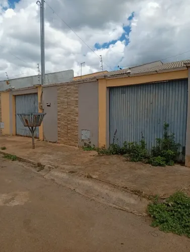 Aluga-se casa jardim ingá 