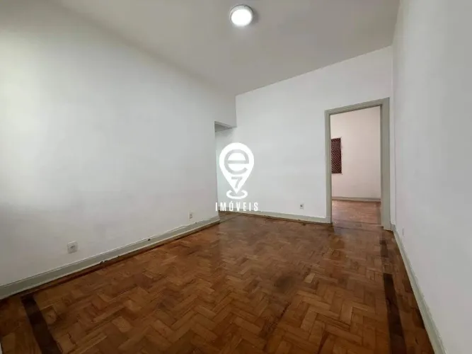 Apartamento à Venda com 2 Quartos, 2 Banheiros, 1 Vaga - Aclimação, São Paulo / SP