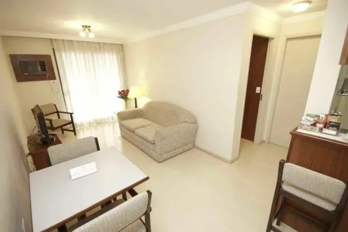 Proximo a Av. Paulista e Brig Luis Antonio, flat para investimento