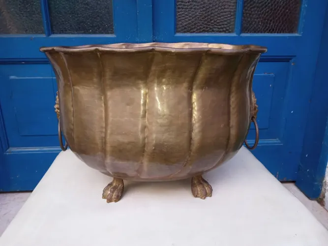 Cachepô em latão
