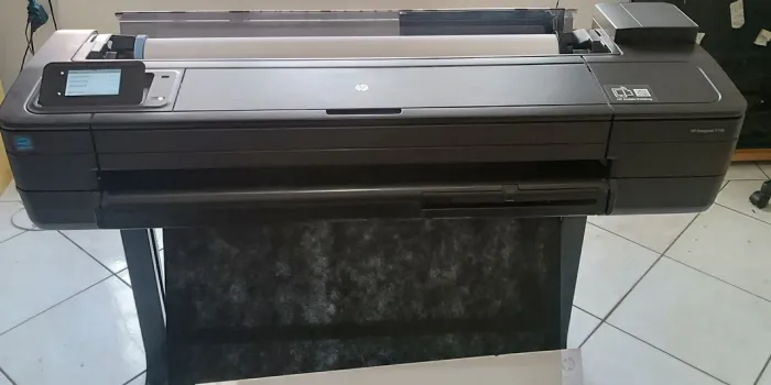 Plotter HP T730 36'