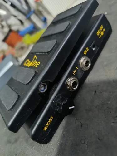 Pedal de Volume e Booster Caline