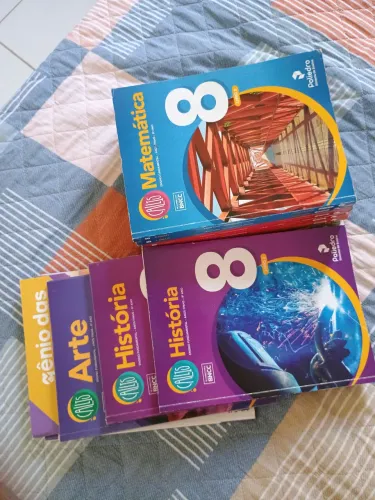 Poliedro 8 anos 2025