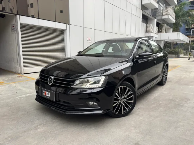 Volkswagen Jetta Highline 2.0 TSI 16V 4P Tiptronic 2017