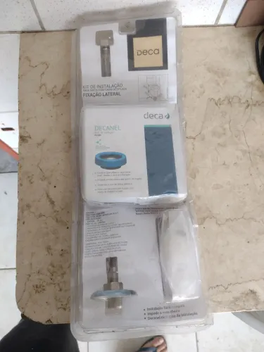 Kit de Instalação Deca para Bacia com Caixa Acoplada - Fixação Lateral