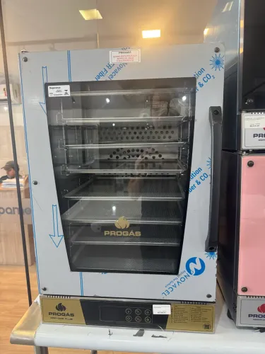 Forno Plus 8 Assadeiras 35x35 com vapor novo 