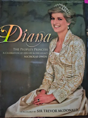 Diana: The People's Princess - Livro