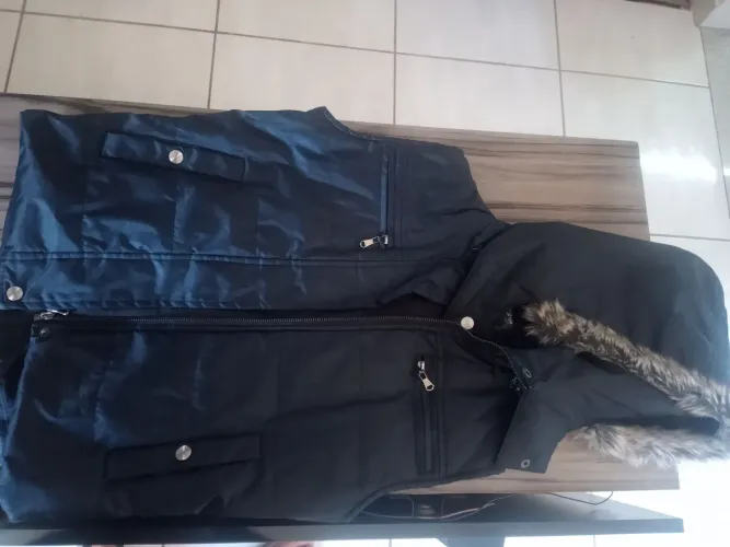 Colete Prefixo de inverno com capuz forrado - Tamanho M