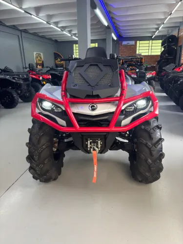 Quadriciclo Can am XMR 1000cc
