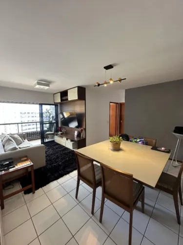 Vende-se belíssimo apartamento na Ponta Verde - 3 quartos com suite