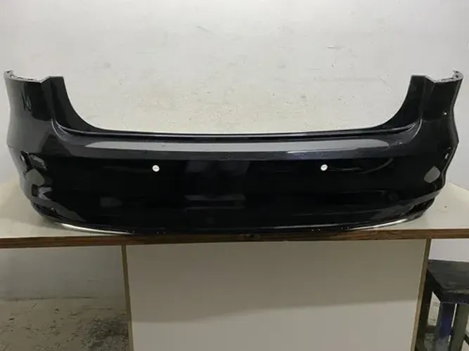 Para Choque Traseiro Volkswagen Jetta 2015 A 2017 21121619