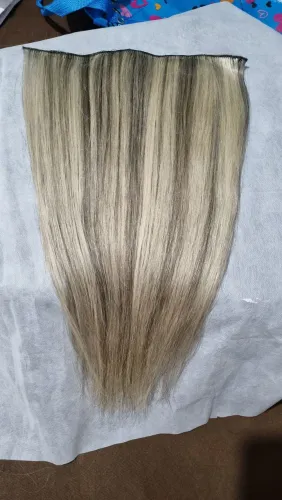 Cabelo humano  loiro  mesclado  pérola 