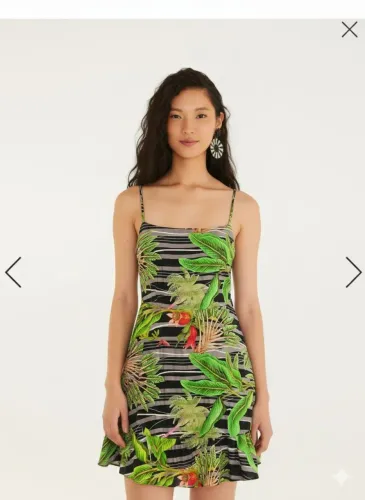 Vestido estampa tropical tamanho M