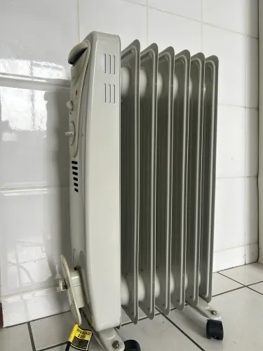 Aquecedor Elétrico á Óleo Midea