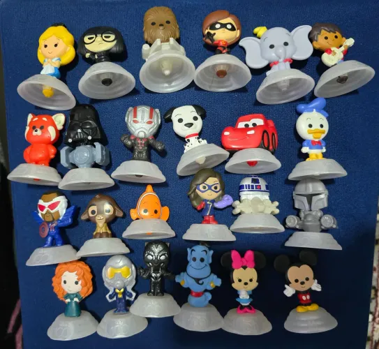 Coleção com 60 peças Disney 100 anos