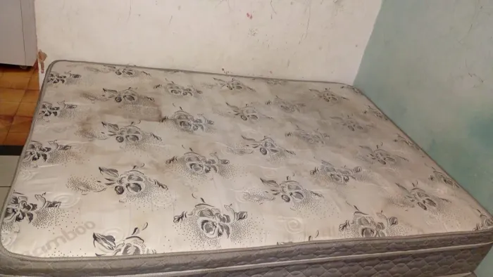 Cama box com colchão box 