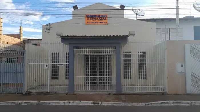 Vende/Troco/financio imóvel mais apart 3 quartos(mesmo lote) - Novo Gama -