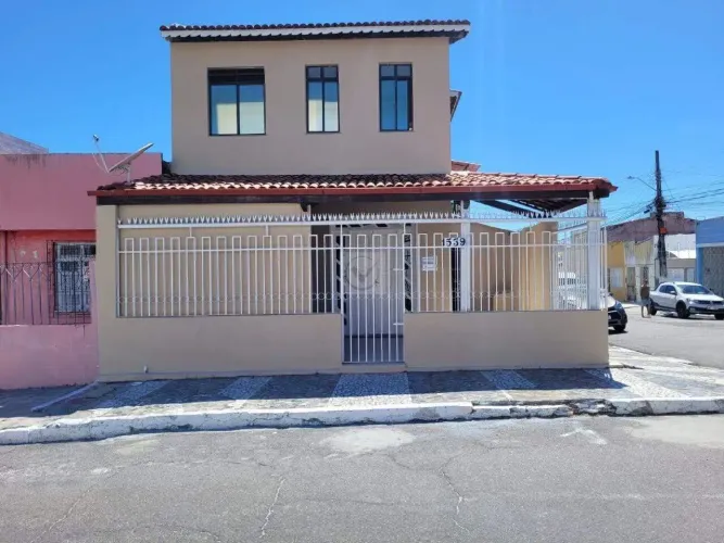 EXCELENTE PONTO! Imóvel de Esquina no Bairro Cirurgia Térreo e Independente!