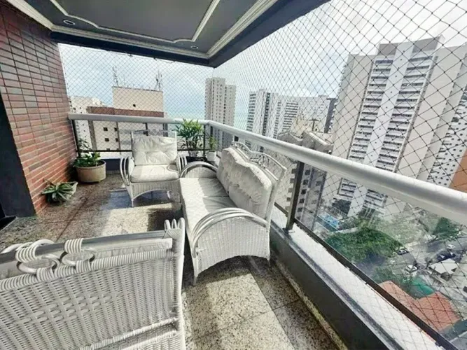 Apartamento com vista espetacular para o mar