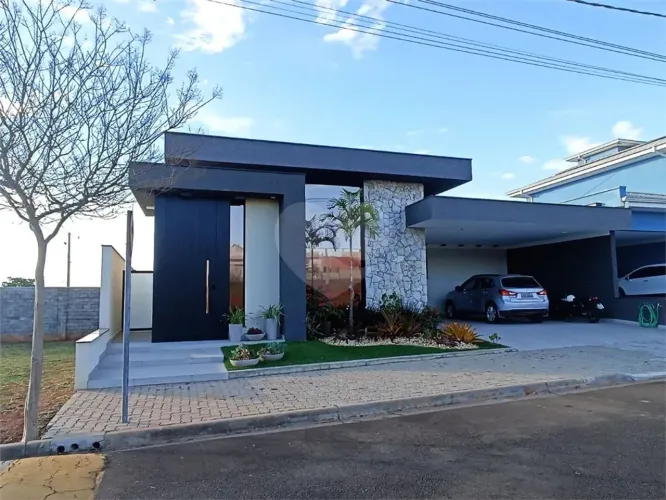 Condomínio com 3 quartos para locação em Vila Popular - SP