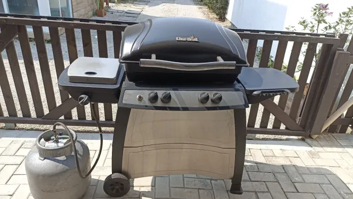 Churrasqueira Char-Broil a Gás