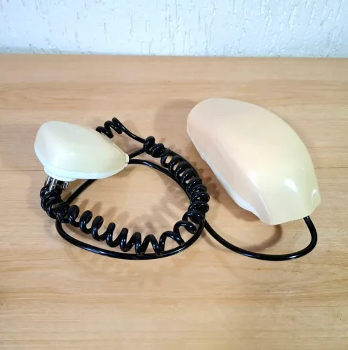 Antigo telefone Grillo anos 60 italiano