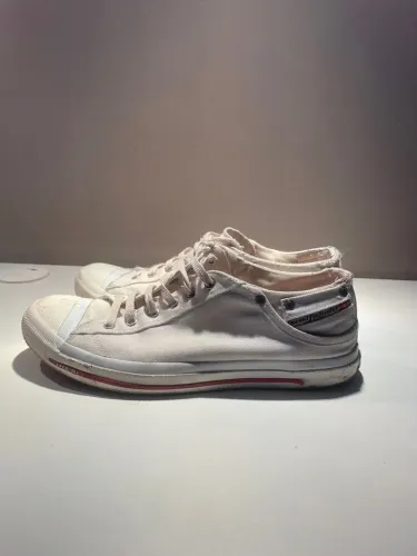 Tenis Diesel 42