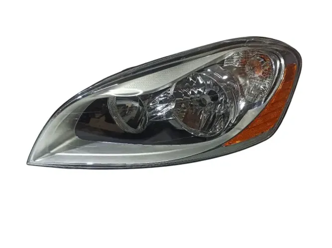 Farol Esquerdo Volvo Xc60 2008 A 2013 Usado Restaurado