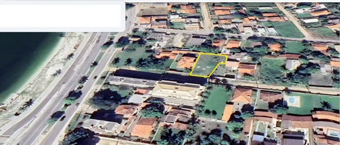 Terreno plano, localização estratégica, junto a orla, praia de Iguabinha, Araruama. Financ