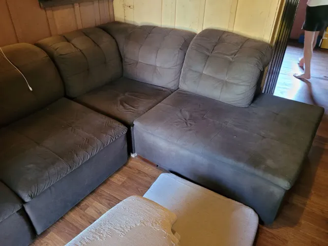 Sofá de canto modular espaçoso