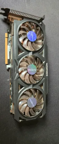 Placa de vídeo roda tudo full hd r9 280