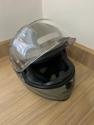 Capacete LS2 Vector 2 Tamanho 60 com Pinlock
