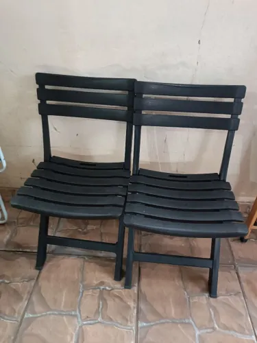Mesa e cadeiras desdobraveis