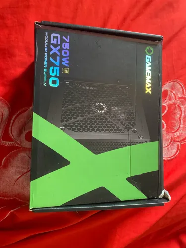 Fonte Gamemax Gx750, Aqui tem segurança pro teu Pc.