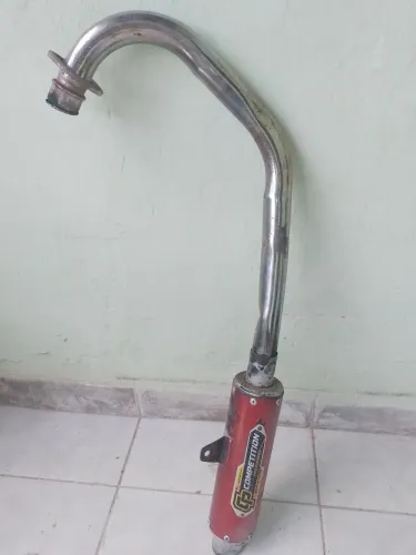 Vendo escape gt todo bom