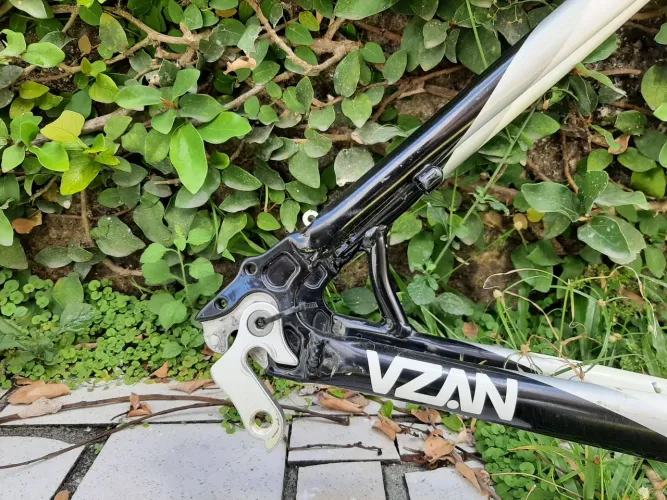 Quadro VZAN SP1X aro 29 usado em excelente estado sem nota fiscal