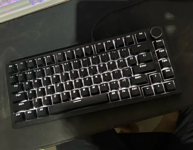 Teclado Mecânico - Ajazz AK820